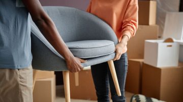 Quais cuidados tomar ao comprar móveis usados - RD Montagens
